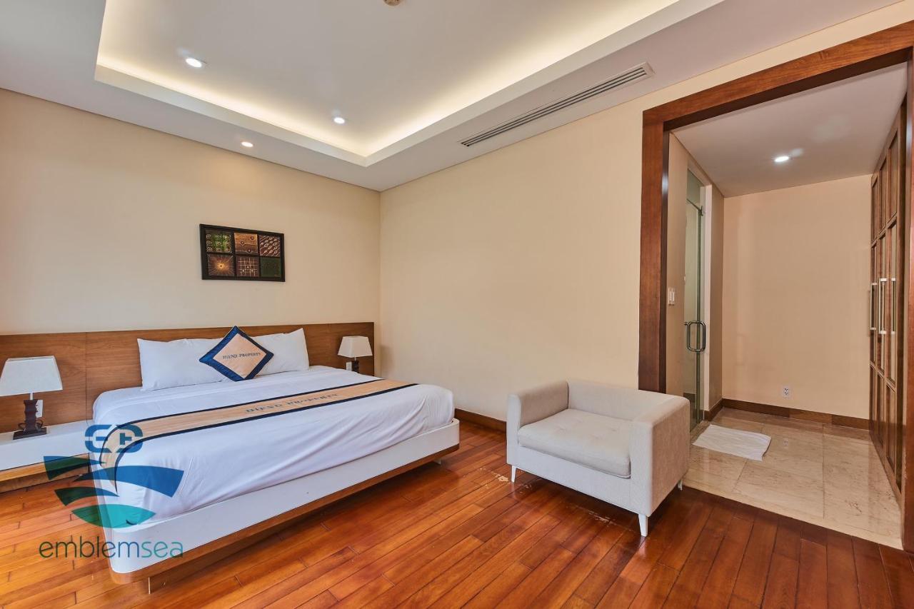 Emblem Sea 4 Bedroom Villa *